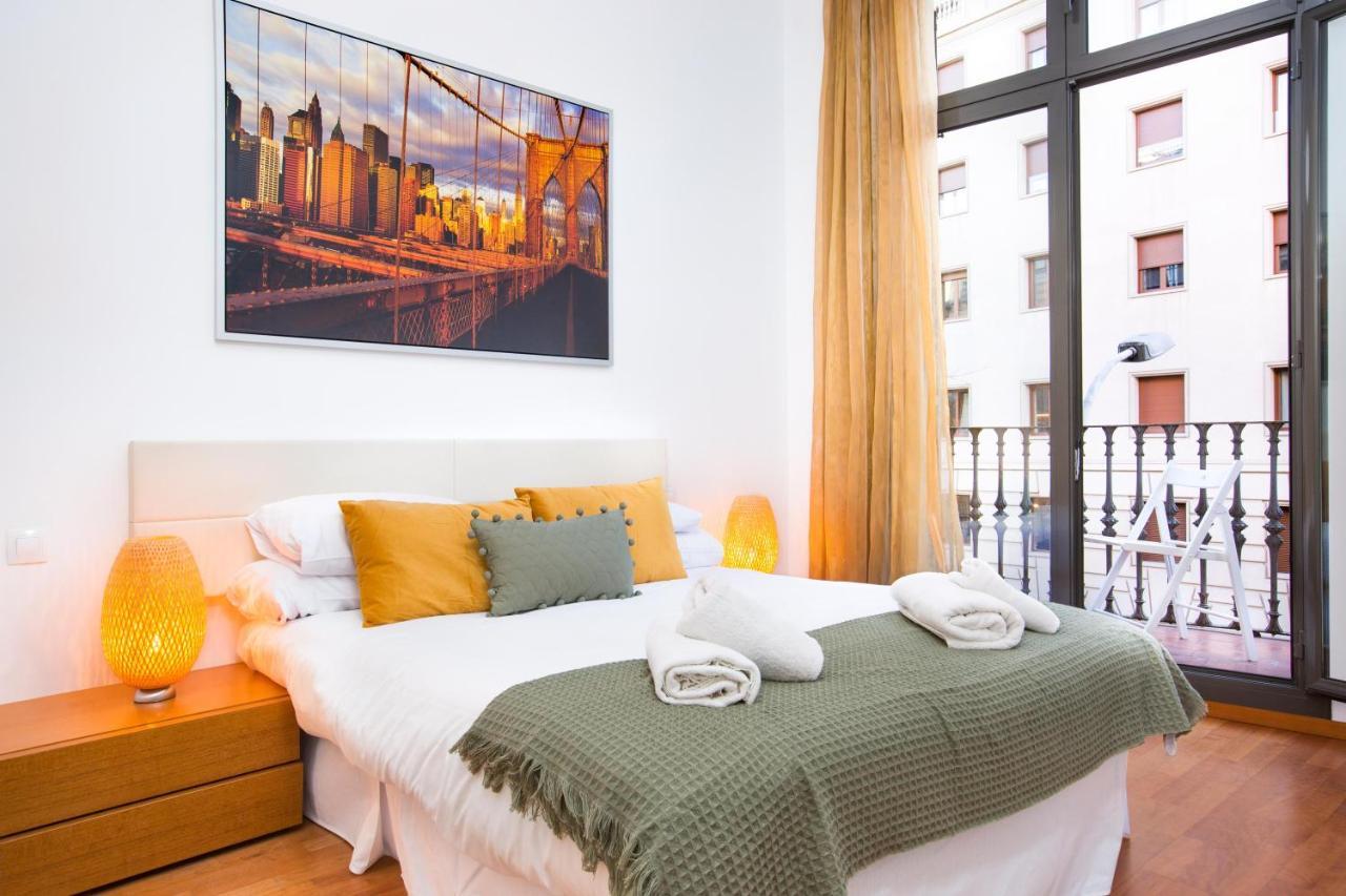 Stay U-Nique Apartments Balmes Barcelona Buitenkant foto